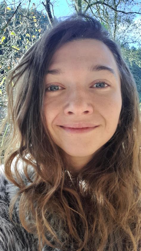 here is a smile for you 😊 may it kickstart your day :) : r/FreckledGirls