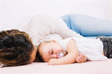 But as research on sids became more common and new discoveries were made, scientists realized that babies who sleep on their stomach have an increased risk of sids. Can Your Baby Sleep On Stomach? Is It Safe? - MomsHealth ...
