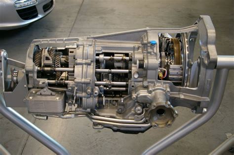 A Look Inside Porsches New Twin Clutch Pdk Transmission In This