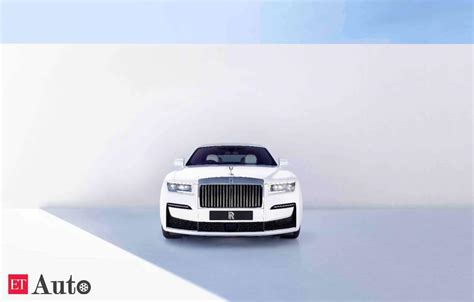 Rolls Royce Ghost Rolls Royce Unveils Second Generation Ghost Sedan