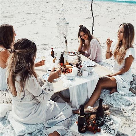 ️back Home To Winter ️ So It S Time For Cosy Picnics In The Sunshine With My Girls💫📷 Melcarrero