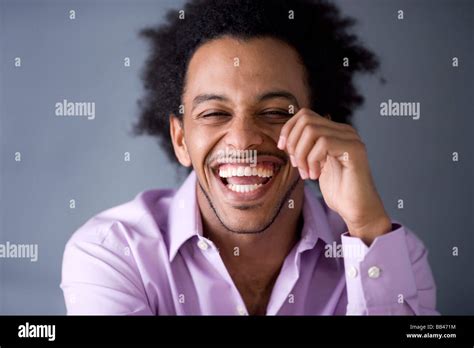 African American Man Huge Afro Hi Res Stock Photography And Images Alamy