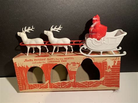 vintage 1940 s 1950 s irwin plastic christmas sleigh santa s reindeer barn irwin christmas