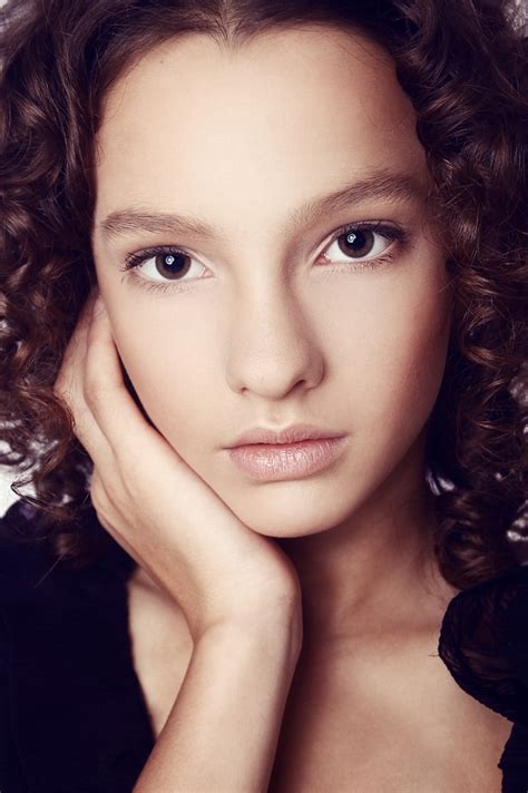Fashionbank Model Alexandra Dmitriyeva