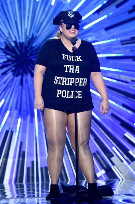 When Rebel Wilson Dropped Her Pants Confusing Moments At The Mtv Vmas