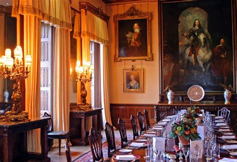 Highclere Castle Dining Room Downton Abbey Book Downton Abbey Costumes