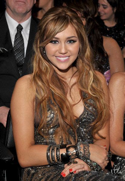 Sexy Photos Of Miley Cyrus Racy Pics Exposed Miley Cyrus Photos 10