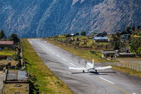 Tenzing Hillary Airport Lukla And The Tenzing Hillary Airp Flickr