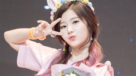 I'm looking for some twice wallpaper for my computer but i haven't found some good ones with general googling. Twice Sana Pc Wallpaper 1080 - wallpaper for desktop ...