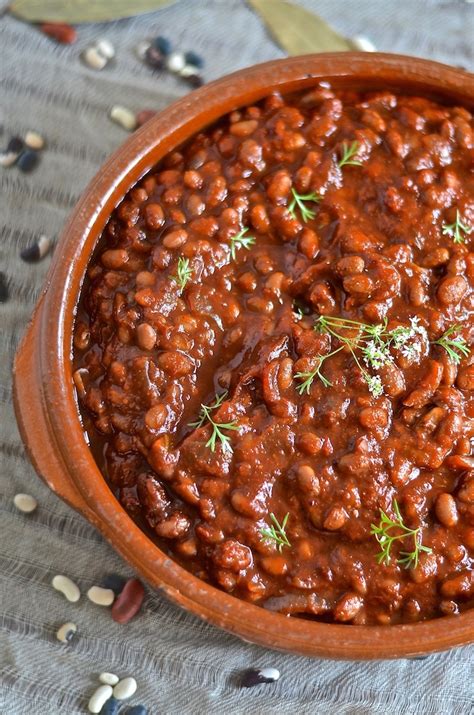 It's only natural for your cats to be curious about what you're eating, but there are plenty of things that cats can't eat, so it's always wise to check before letting your kitten snack off your plate. Vegan Barbecue Baked Beans - A Virtual Vegan