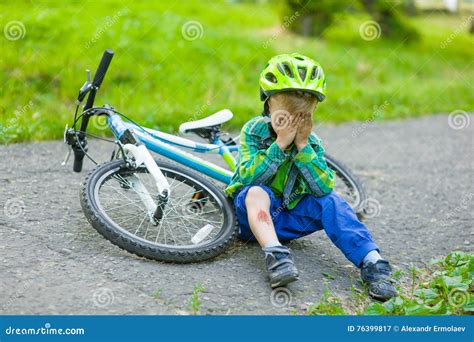 Crying Child That Had Fallen From A Bicycle Stock Image Image Of Bike