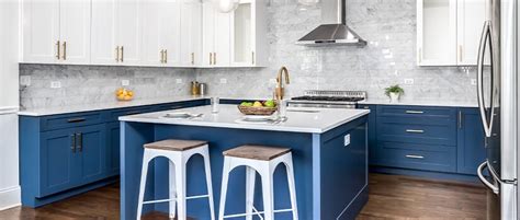 53 Two Tone Kitchen Cabinet Ideas To Inspire Your Next Redesign
