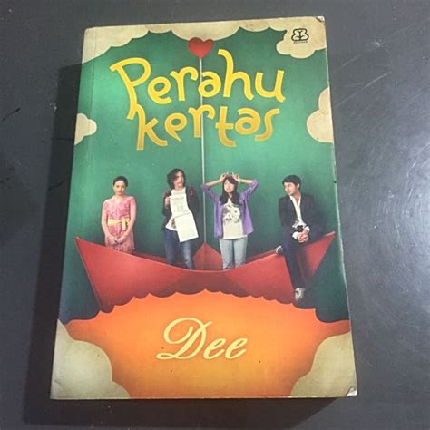 Yup, novel tersebut telah di filmkan dan cukup tenar pada masanya dengan pemainnya adipati dolken dan maudy ayunda. 400+ Gambar Cover Novel Perahu Kertas HD Paling Keren ...