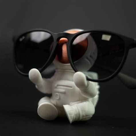 3d Printable Astronaut Glasses Support By Stlflix