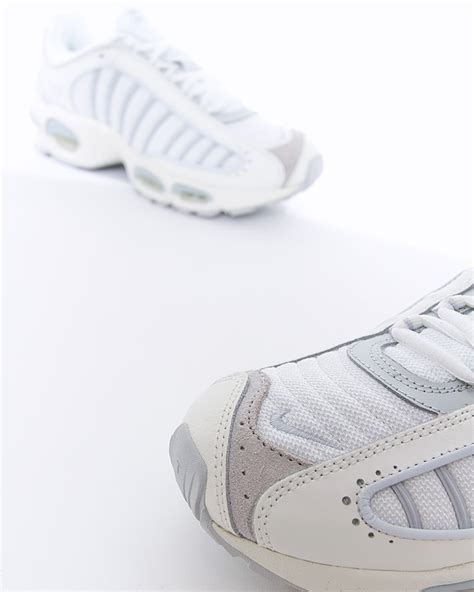 Nike Air Max Tailwind Iv Aq2567 102 White Sneakers Skor Footish