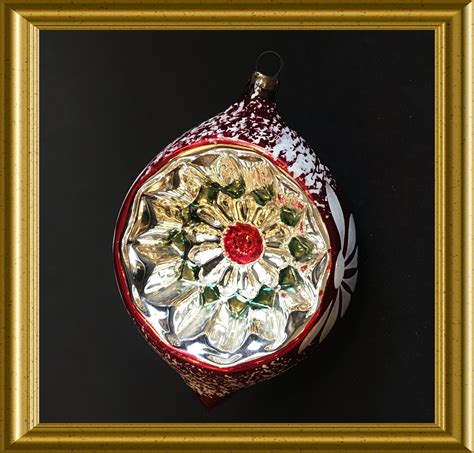Collection Antique Christmas Ornaments