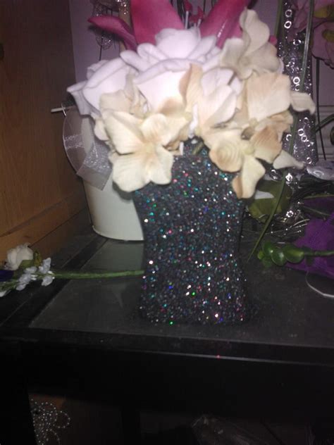 Pin By Flowering Dreams On All That Glitters Glitter Vases Black