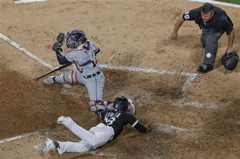 Tigers Fight Back From Run Deficit But Lose To White Sox On Walk Off