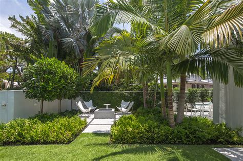 Tropical Minimal Modern Garden Miami By Craig Reynolds