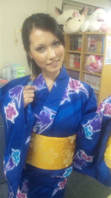 Hot Japanese Amateur Girl Maria Ozawa I Am An Asian Girl