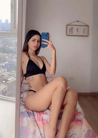 10 instagram pictures of kimmikka the twitch streamer who was filmed having sex on live video