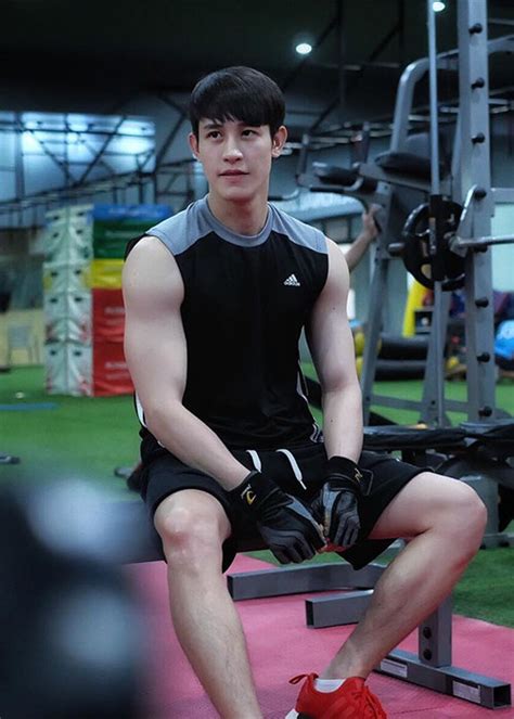 เป็นอีกหนึ่งดาราสาวที่เรียกได้ว่าเป็นขวัญใจของเหล่าแฟน ๆ และมีอิทธิพลอีกคนหนึ่งของวงการเลยก็ว่าได้สำหรับสาว 'ใหม่ ดาวิกา' แม้ว่าที่ผ่าน. ประวัติ กัสเบล พีรกร นักแสดงหนุ่มงานดีหุ่นปังหล่อขาวตี๋สุดๆ