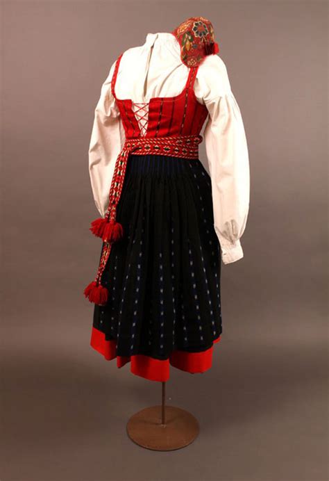 National Costume In Sweden Top Interesting Facts About Swedish Folk Dress Nationalclothing Org