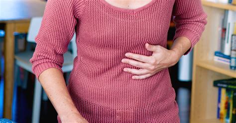 It can possibly arise on the right side. Upper Left Abdominal Pain Under Ribs: Symptoms and 18 Causes