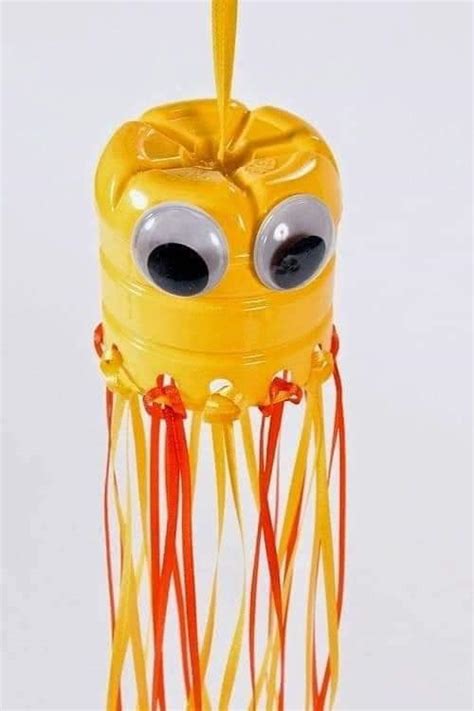 24 Diy Plastic Bottle Craft Ideas For Kids Kids Art And Craft