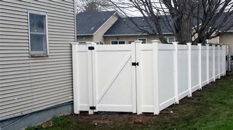 New Vinyl Fencing Installation In Ilion Ny Poly Enterprises Fencing Decking And Railing