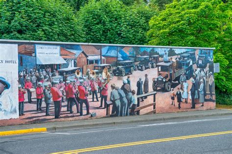 Vancouver Island Canada August 13 2017 Mural Tells The Story Of