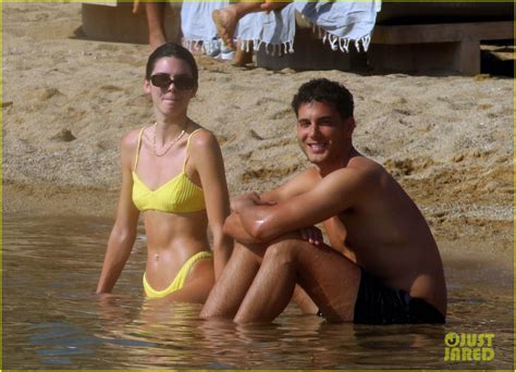 Kendall Jenner Wears Cute Yellow Bikini During Mykonos Vacation Photo