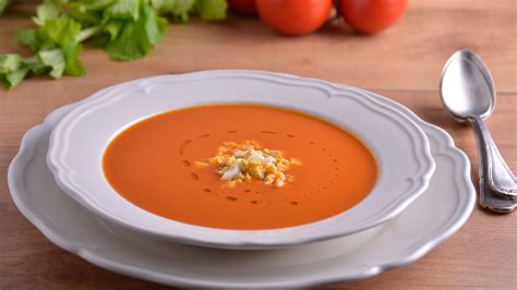 Sopa De Tomate Y Apio Sor Lucia Caram Receta Canal Cocina