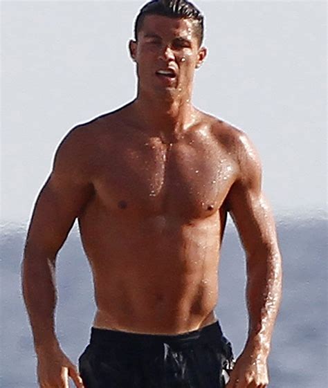 Cristiano Ronaldo Shows Off Rock Hard Abs On Vacation In Spain