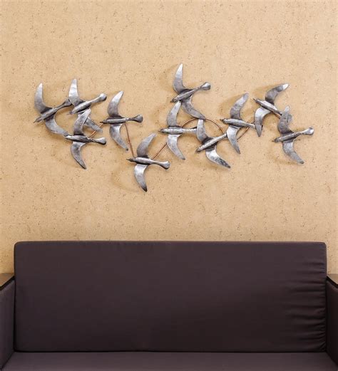 Buy Multicolor Metal Bunch Of Flying Birds Wall Art By Vedas At 34 Off By Vedas Pepperfry