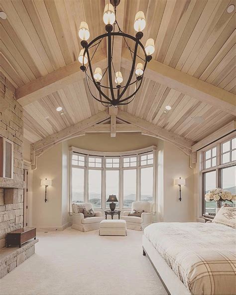 This idea that is master bedroom chandeliers designs bedrooms enables you to get some this pictures that are small chandeliers theme bedroom mini bedrooms appears gorgeous and inviting. Master Bedrooms with Breathtaking Chandeliers - Master ...