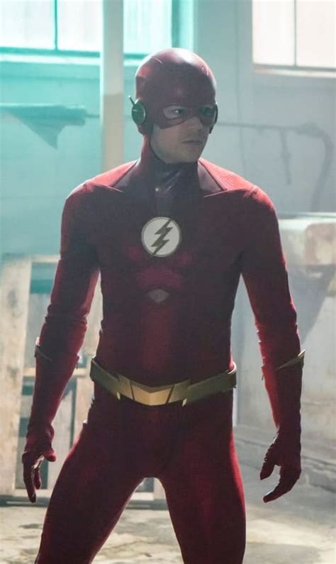 After being struck by lightning, barry allen wakes up from his coma to discover he's been given the power of super speed, becoming the flash, fighting crime in central city. The Flash Season 5 Episode 11 Review: Seeing Red - TV Fanatic