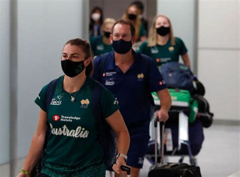 Australian Softball Team First To Arrive In Japan Prior To Tokyo 2020