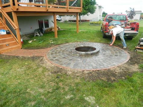 The fire pit would be easy to build out of the pavers with a tile and sand floor, and you can learn all its instructions here keepingitsimplecrafts. Paver Fire Pit Ideas | FIREPLACE DESIGN IDEAS