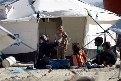 Shamima Begum Inside Isis Bride S Refugee Camp Dubbed Village Of The Damned World News