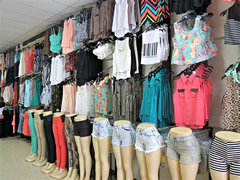 the santee alley women s clothing store forever fashion opens in santee alley