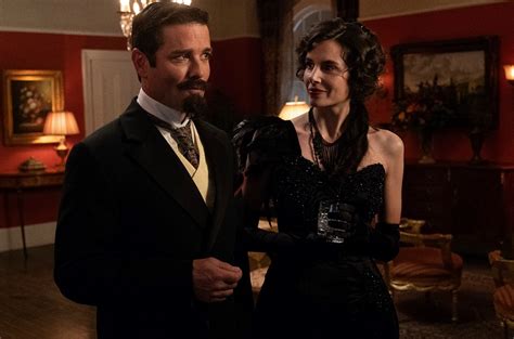 Preview Murdoch Mysteries Goes Undercover In “the Spy Who Loved