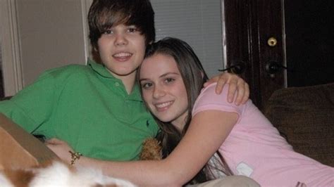Así Luce Actualmente Caitlin Beadles La Primera Novia De Justin Bieber