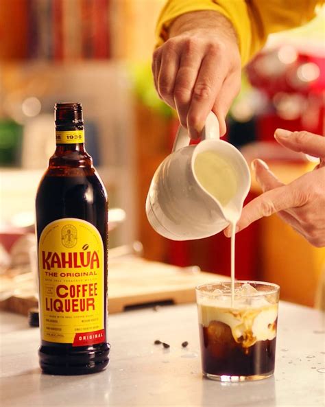 Flat White Russian Drink Recipe Kahlúa