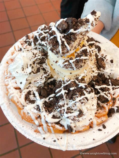 Best Things To Eat At Six Flags Magic Mountain A Night Owl Travels