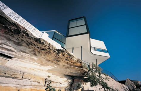 10 Fearsome Cliff Side Houses With Amazing Views