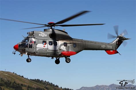 Hélitreuillage En Montagne Avec Le Superpuma D Eagle Helicopter Helico Passion