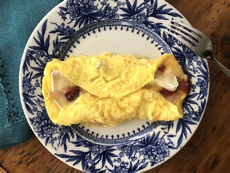 Omelet With Cheese And Jam Your Next Breakfast Obsession The Cheese