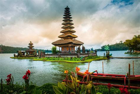 Pura Ulun Danu Batur Temple Bali Indonesia — Stock