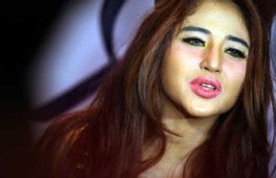 Dewi Persik Siap Tampil Bugil Di Film Semua Tentang Foto Bugil Video Bokep Gambar Telanjang
